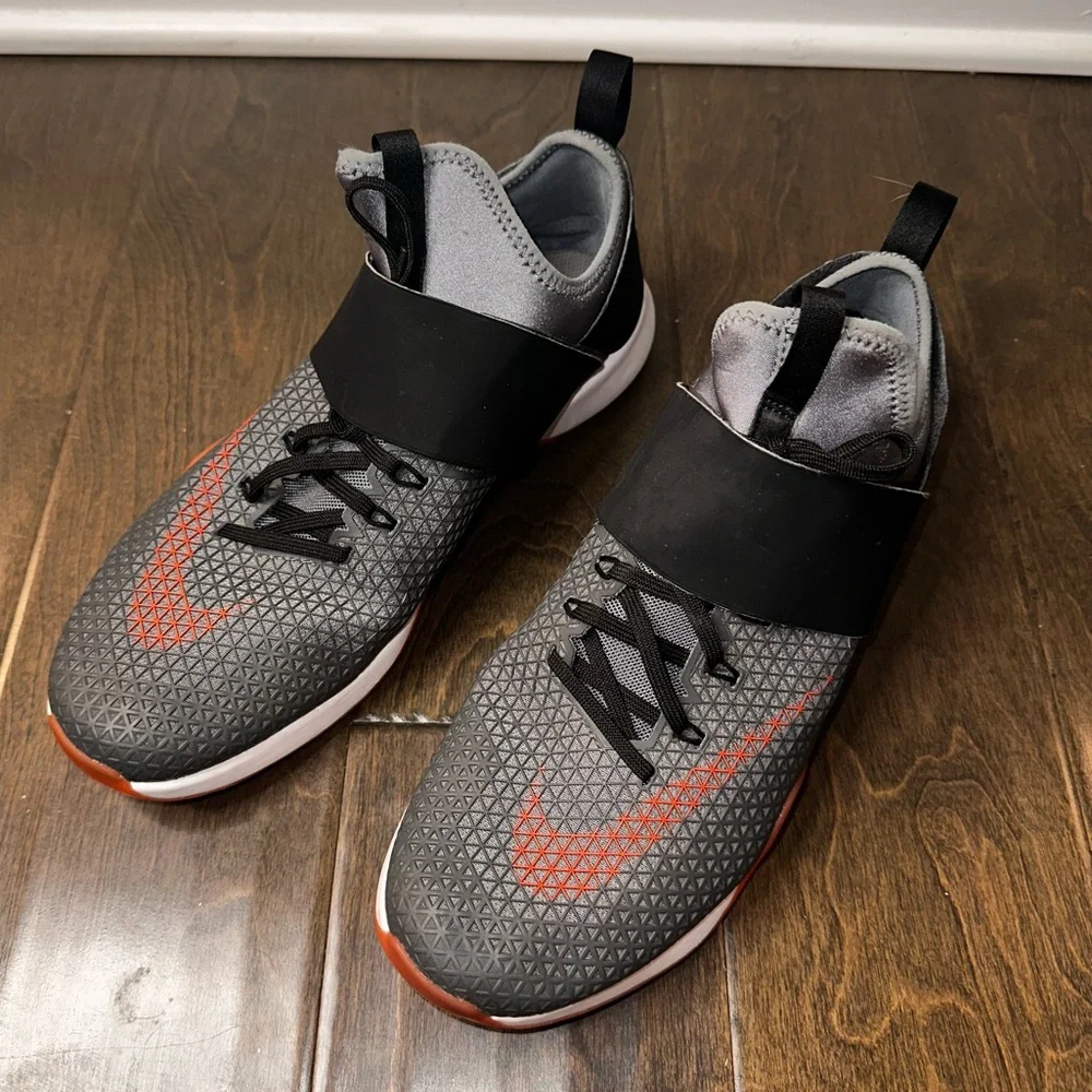 Nike Air Zoom Strong Cross Training Sneaker Black Grey Gym Shoes Size 10.5